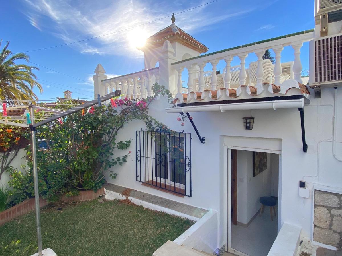 Villa Sandra Al Fresco Apartment Нерха Екстериор снимка